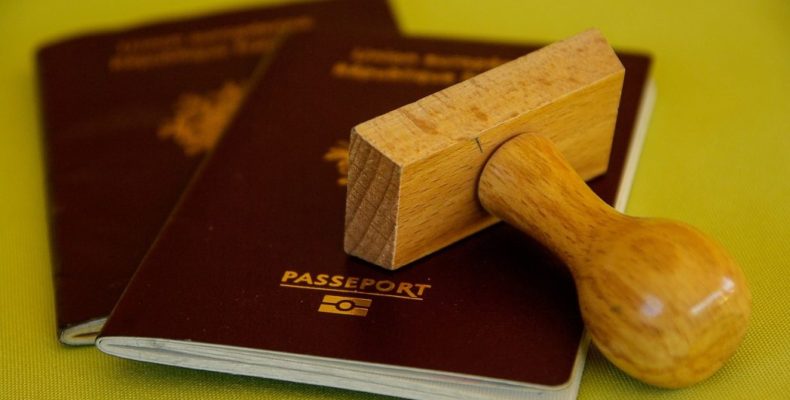 Имеют ли срок годности переводы документов с украинского на русский для получение гражданства?